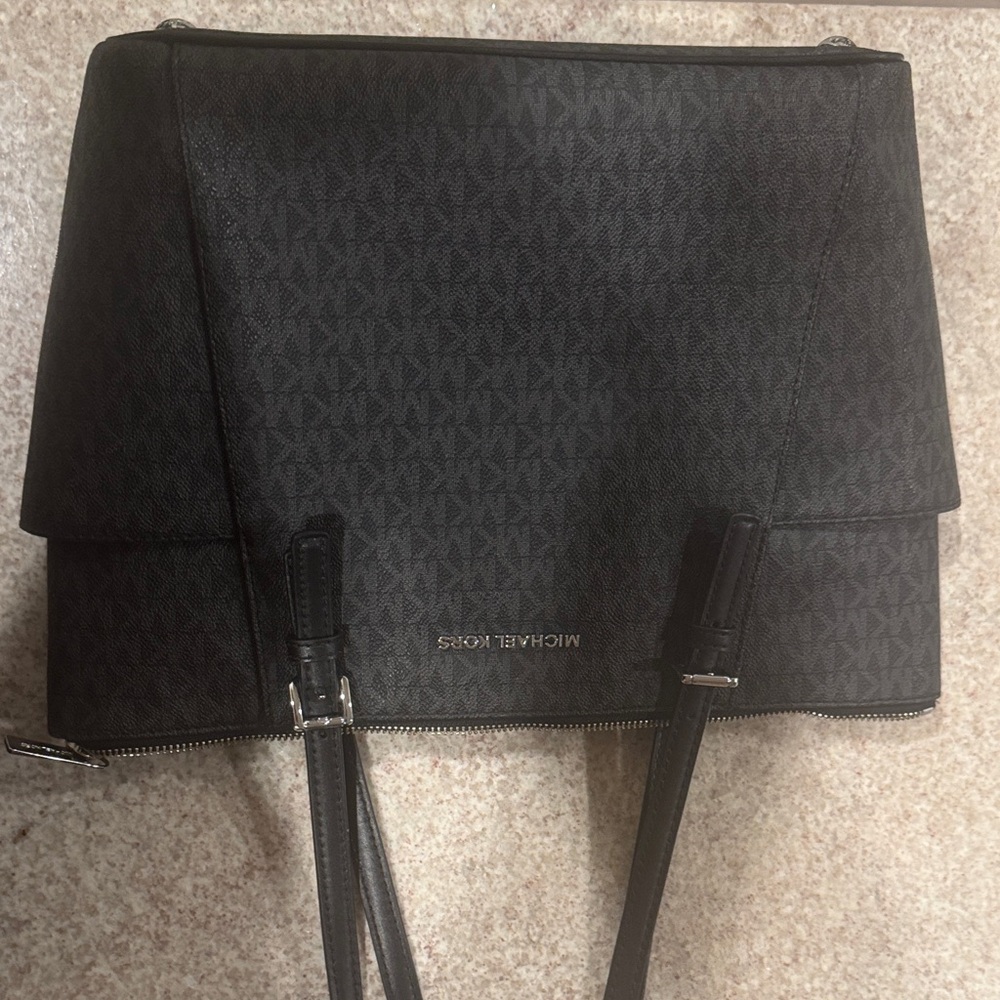 Michael Kors Charcoal Signature Tote